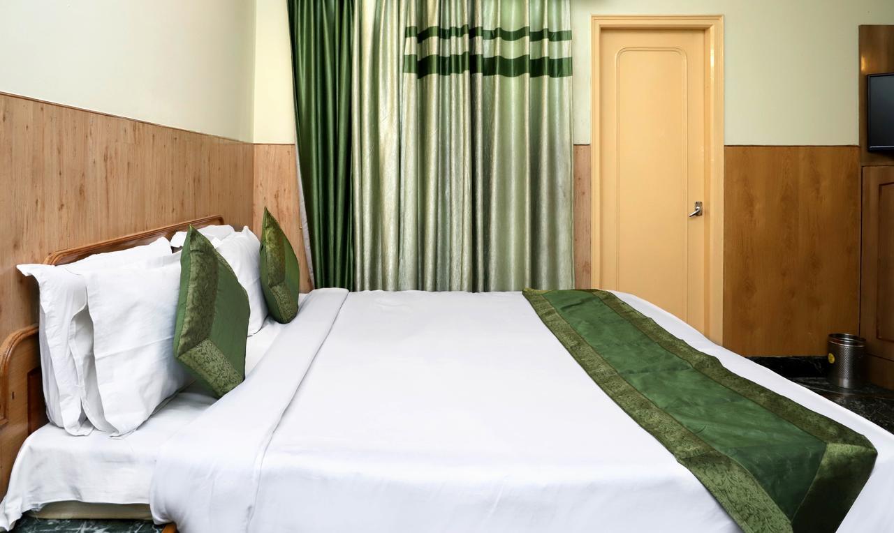 Oyo 22075 Hotel Bali Palace Katra  Zewnętrze zdjęcie