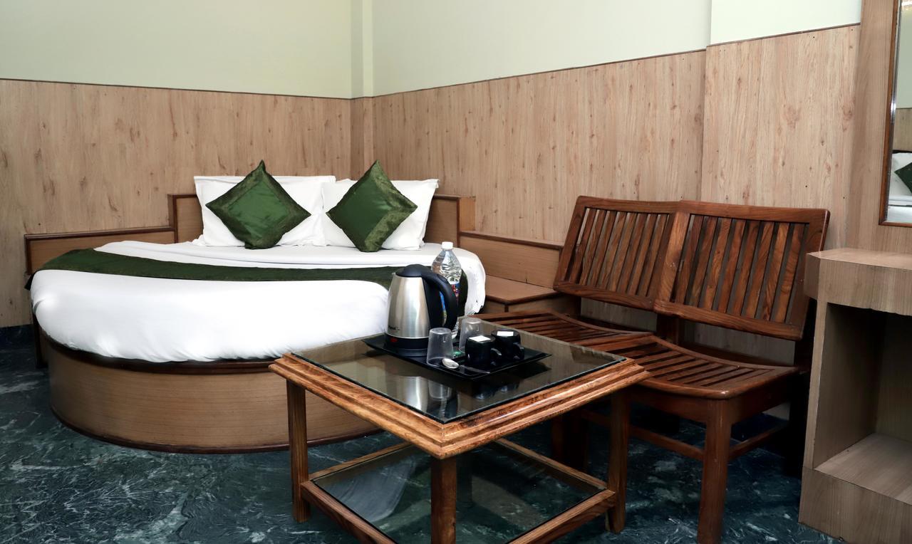 Oyo 22075 Hotel Bali Palace Katra  Zewnętrze zdjęcie
