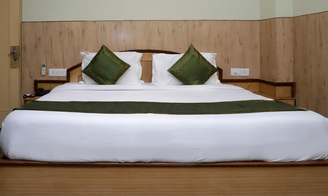 Oyo 22075 Hotel Bali Palace Katra  Zewnętrze zdjęcie