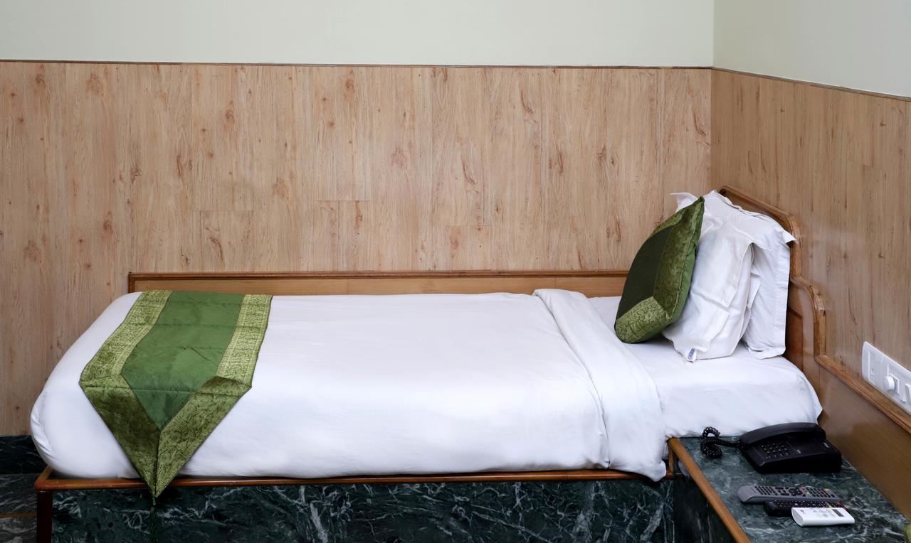 Oyo 22075 Hotel Bali Palace Katra  Zewnętrze zdjęcie