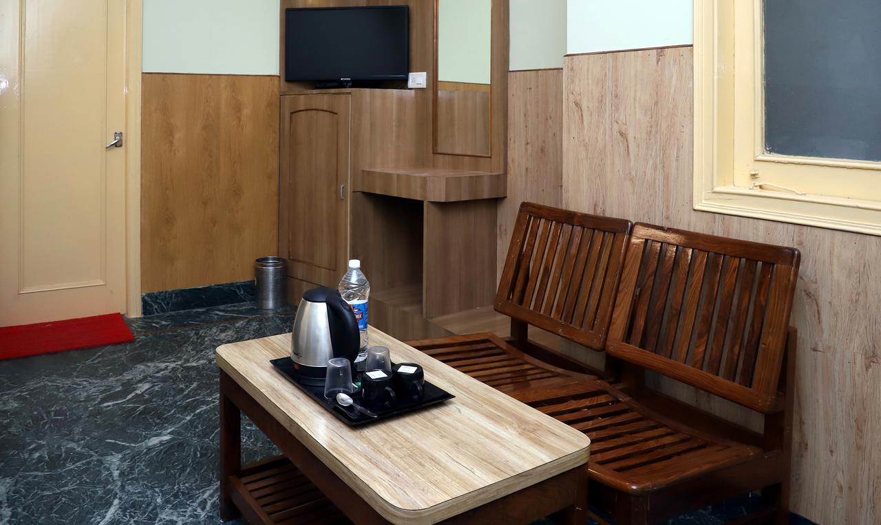 Oyo 22075 Hotel Bali Palace Katra  Zewnętrze zdjęcie