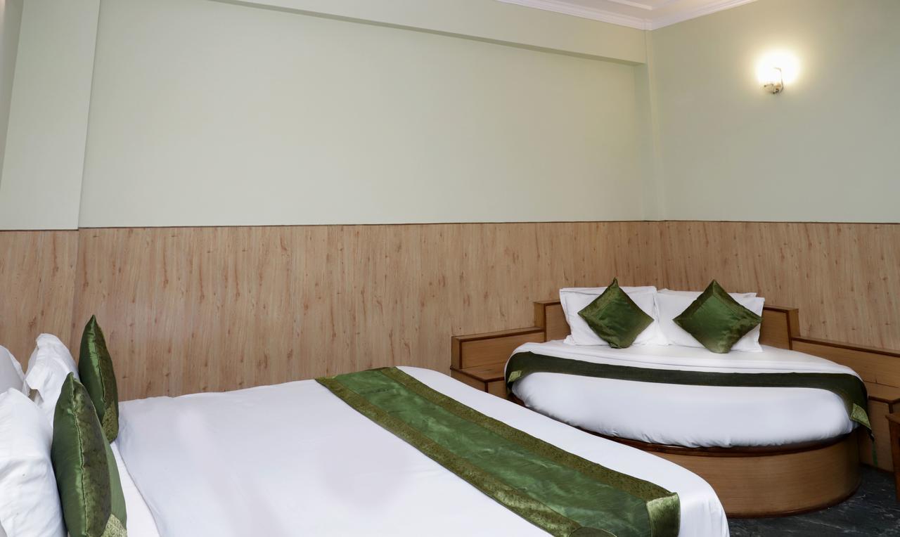Oyo 22075 Hotel Bali Palace Katra  Zewnętrze zdjęcie
