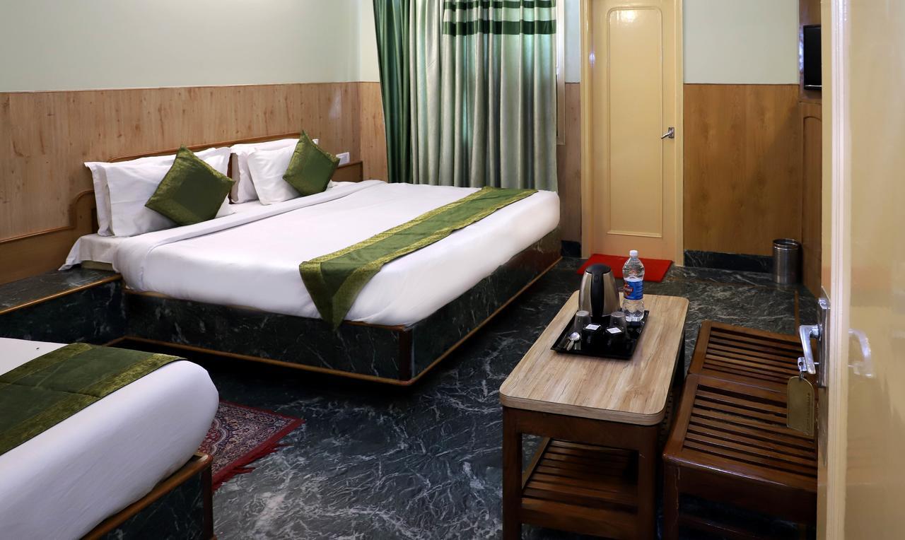 Oyo 22075 Hotel Bali Palace Katra  Zewnętrze zdjęcie