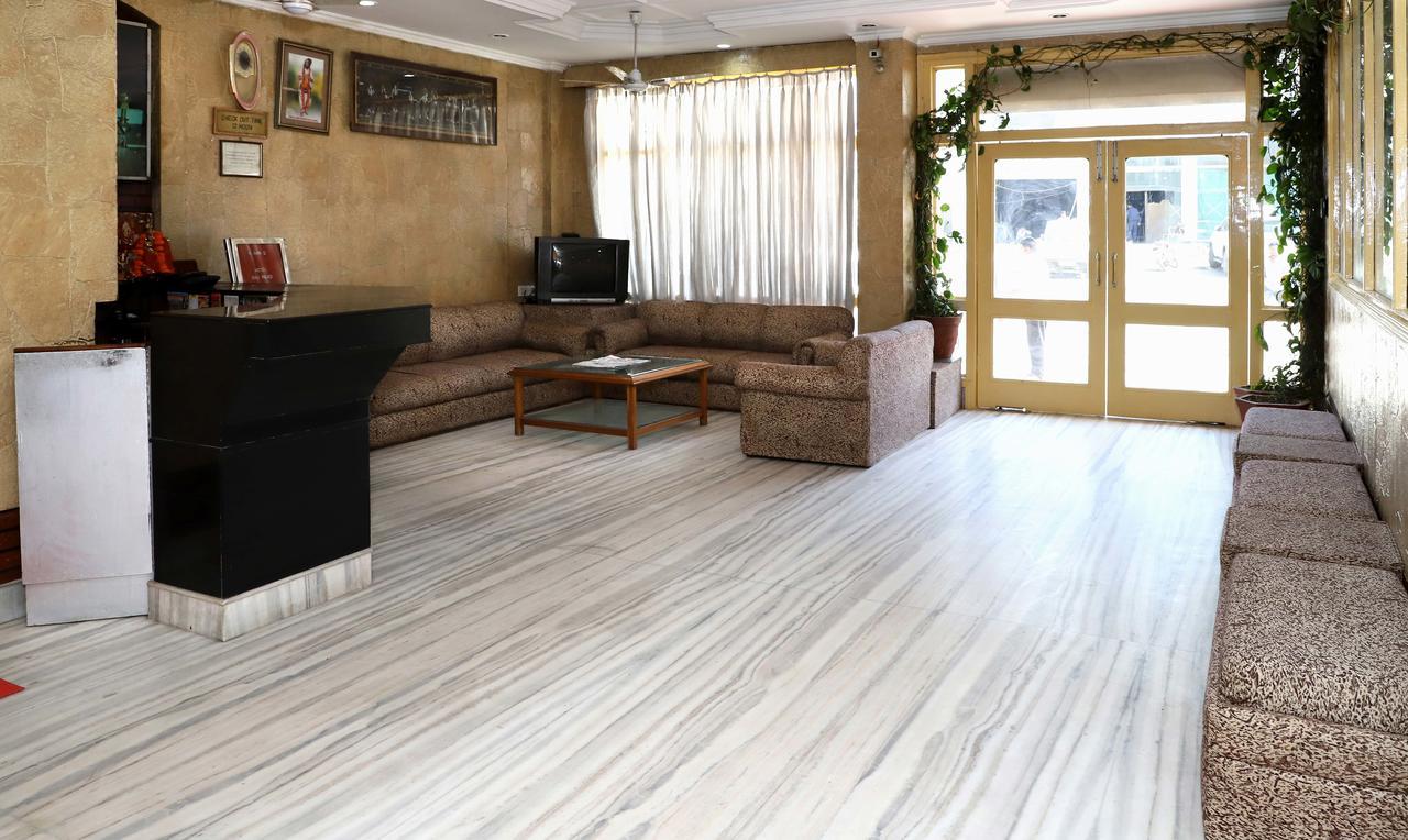Oyo 22075 Hotel Bali Palace Katra  Zewnętrze zdjęcie